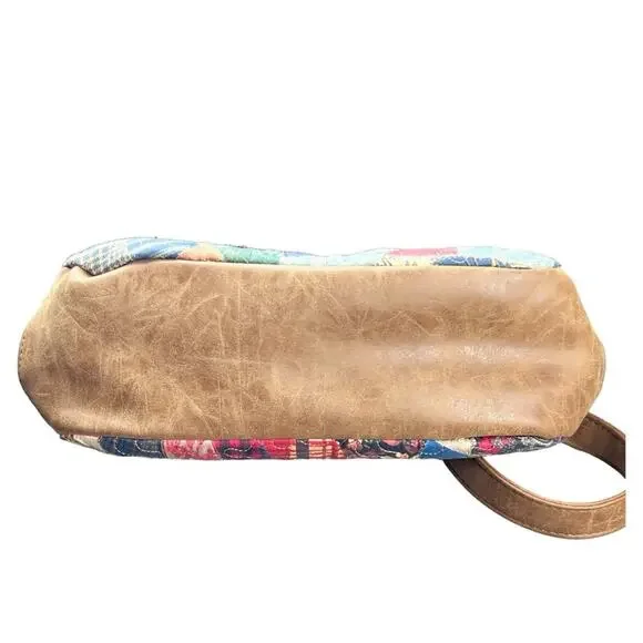 Donna Sharp Dizzy Michelle Colorful Quilted Hobo Bag - Picture 3 of 8